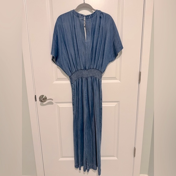 Splendid Desert Batik Tie Waisted Chambray Jumpsuit as seen on Selena Gomez - Picture 5 of 7